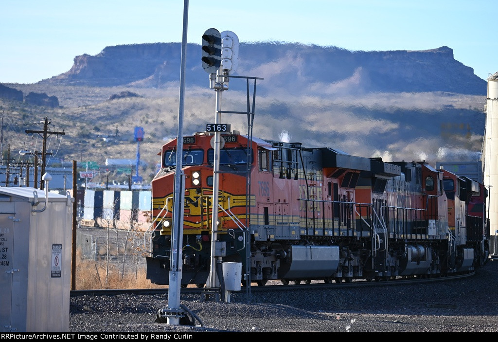 BNSF 7696 East